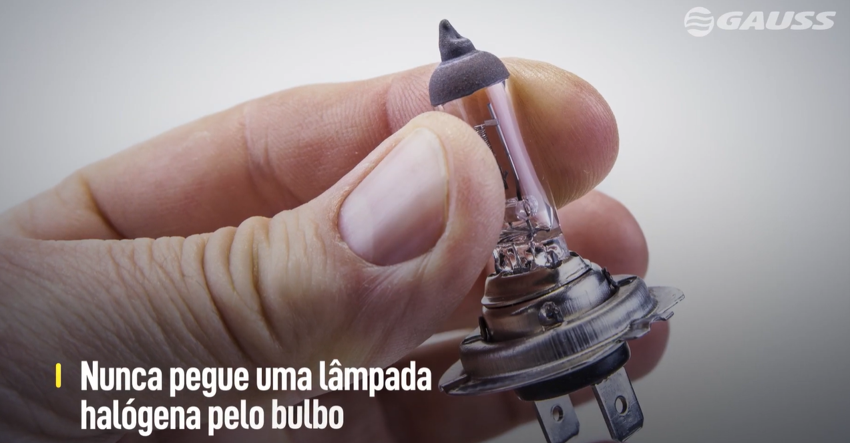 Contado da oleosidade da pele no bulbo
